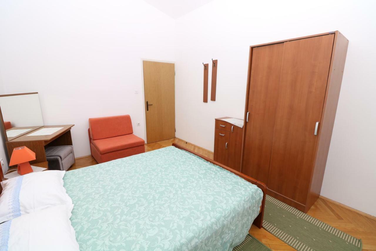 Double Rooms Jasna With Sea View Baska  Exterior photo